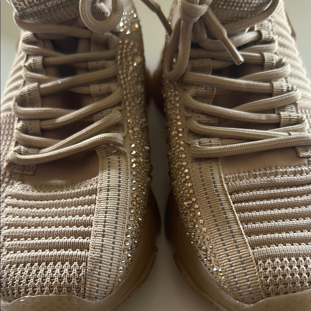 Steve Madden Beige Sneakers - Picture 5 of 5
